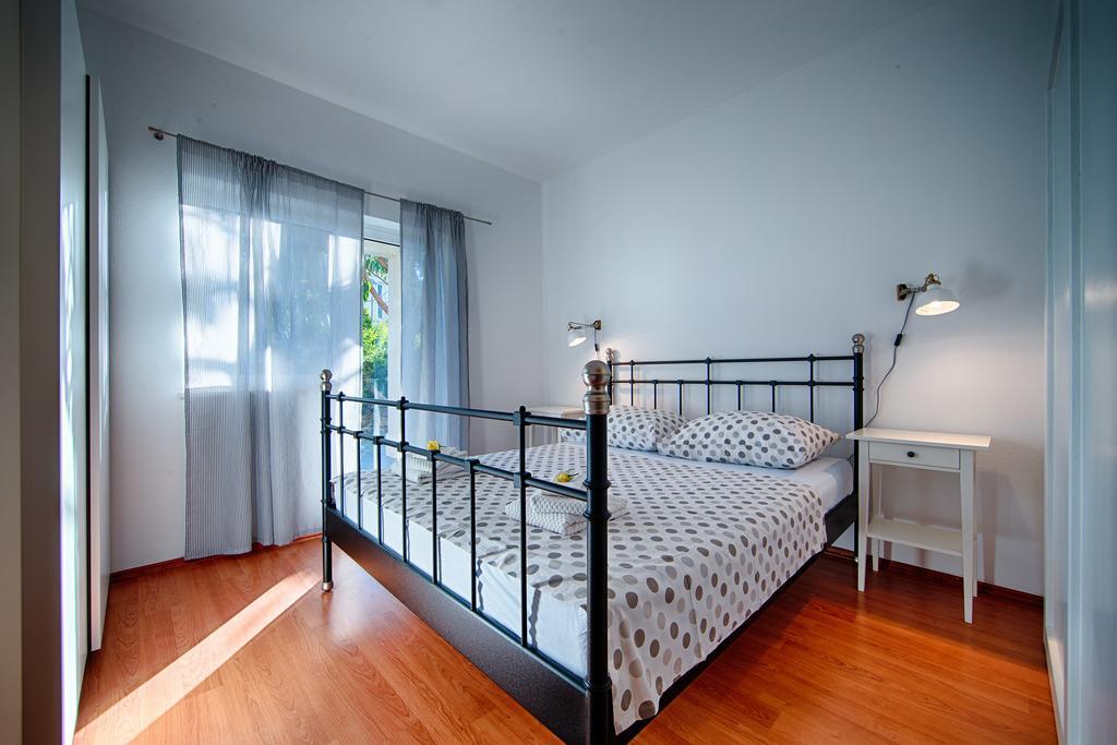 Komiža Apartments Zambarlin חדר תמונה