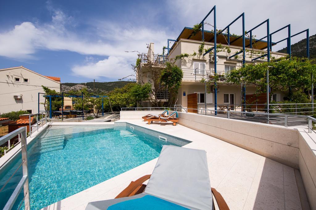Komiža Apartments Zambarlin מראה חיצוני תמונה