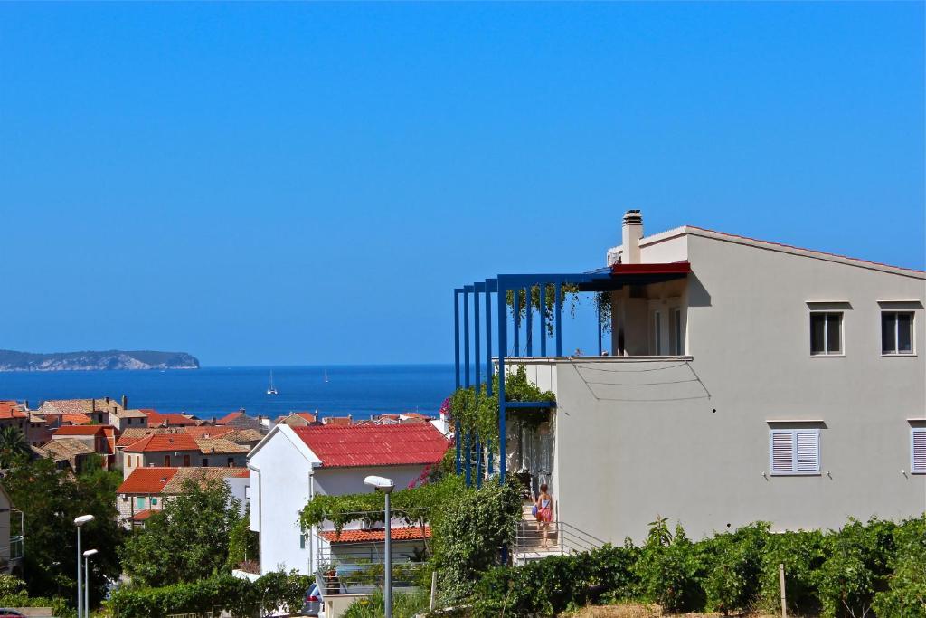 Komiža Apartments Zambarlin מראה חיצוני תמונה