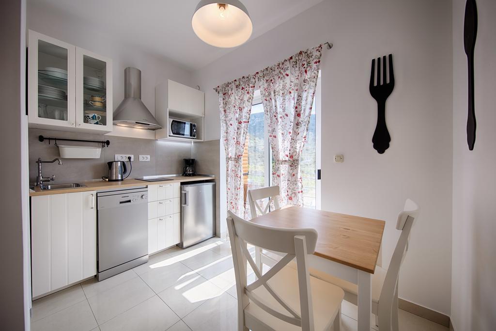 Komiža Apartments Zambarlin מראה חיצוני תמונה