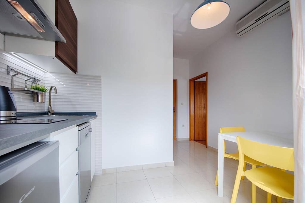 Komiža Apartments Zambarlin מראה חיצוני תמונה
